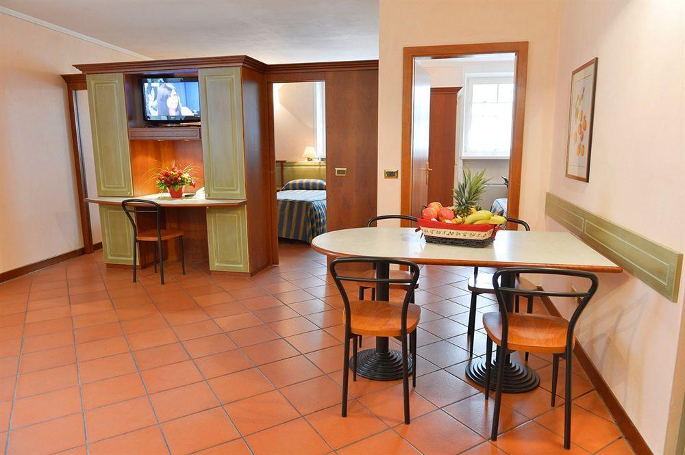 Residence Del Messaggero Rovereto  Kültér fotó